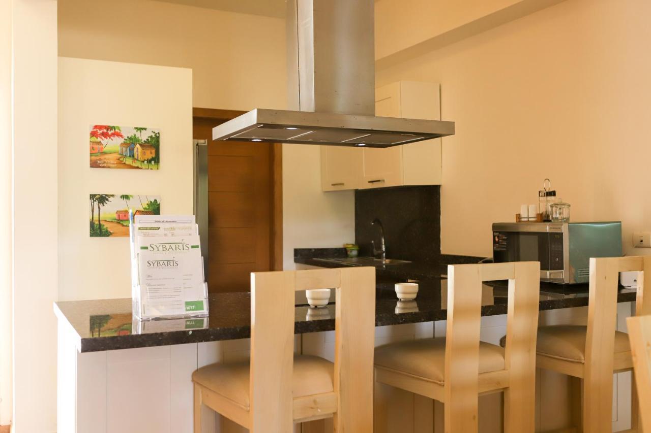 חואן דוליו Sybaris Suites & Residences מראה חיצוני תמונה
