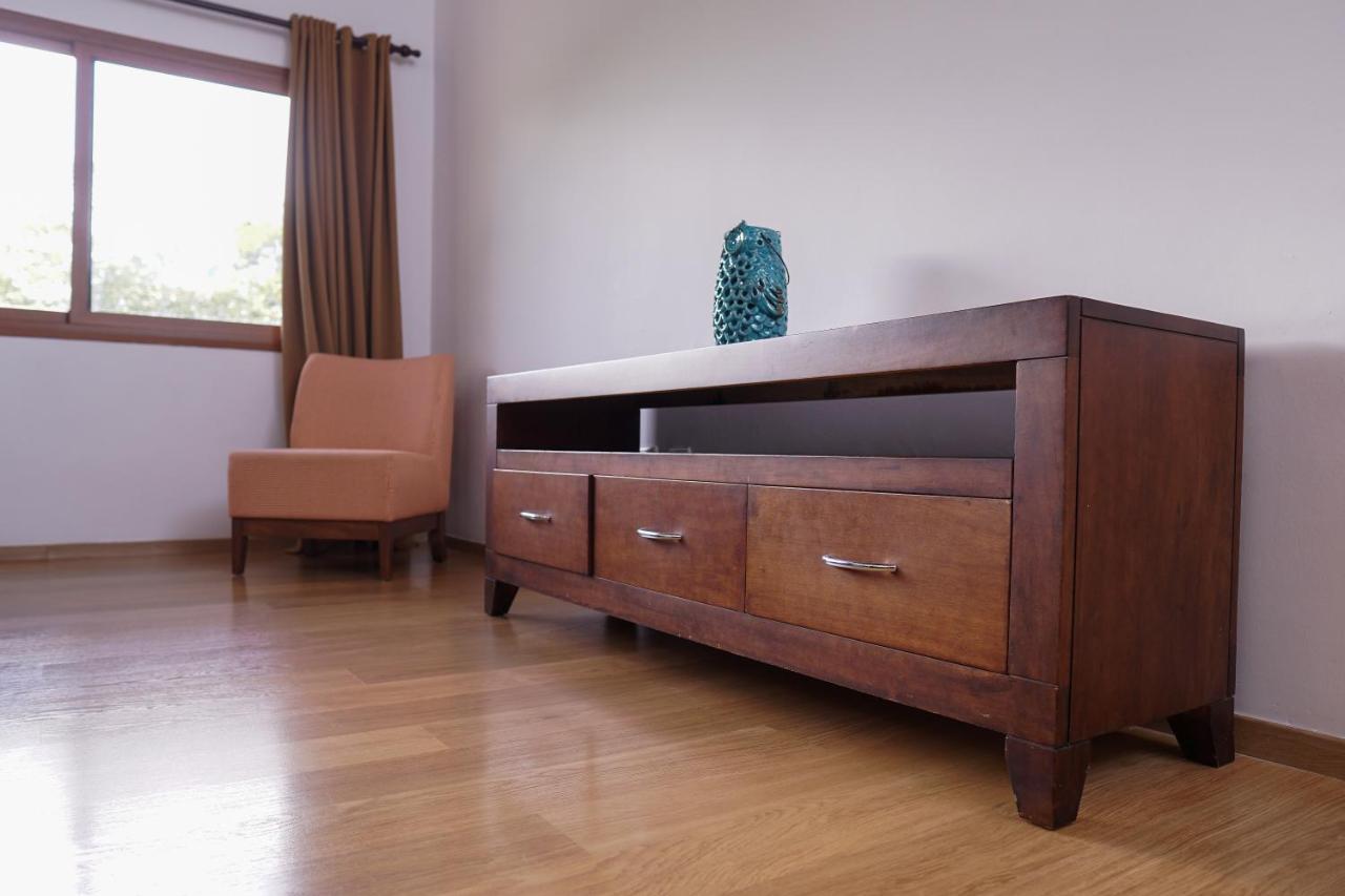 חואן דוליו Sybaris Suites & Residences מראה חיצוני תמונה